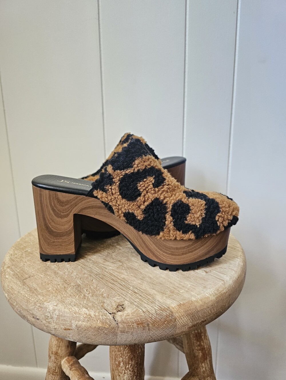 NWT Jessica Simpson Tyvah Faux-Shearling Leopard Platform Mules - Brown/Black
